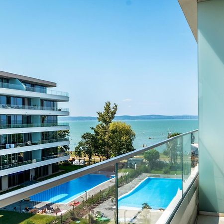 Myflat Wave Luxury 44 Suite Siófok Esterno foto
